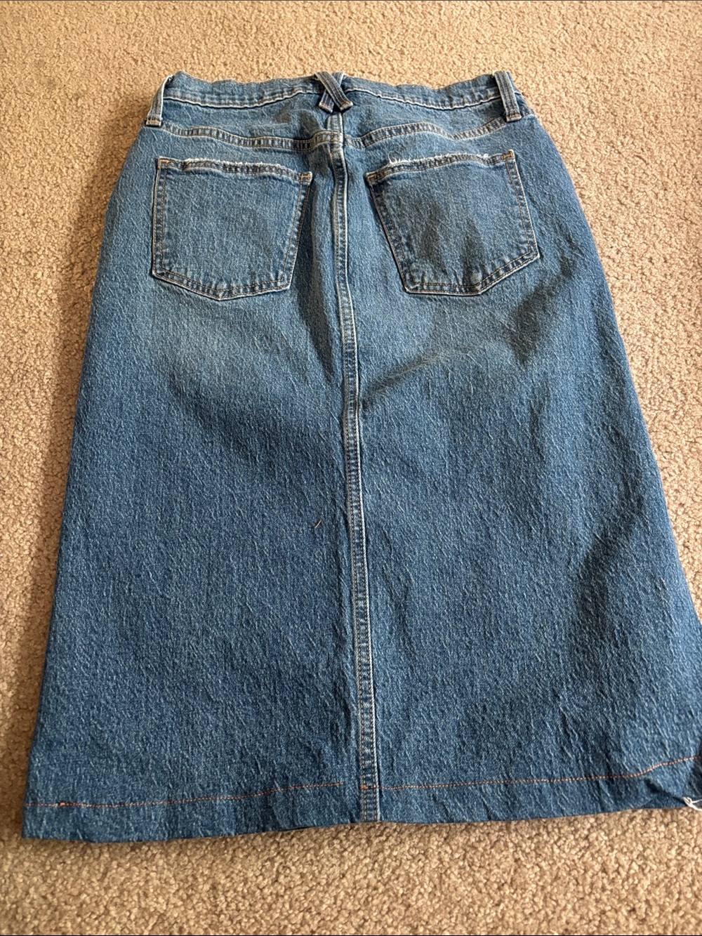 Universal Thread Classic Blue Denim Knee-Slit size 8 - Picture 2 of 6